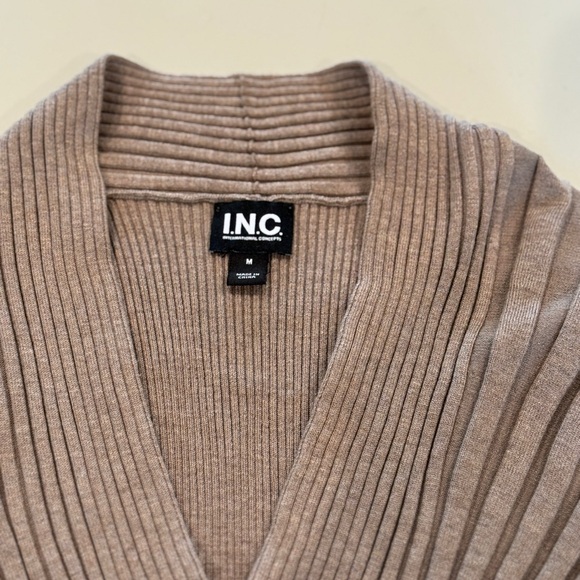 INC International Concepts Ribbed Fitted V-Neck Sweater Size M Taupe - Picture 2 of 5